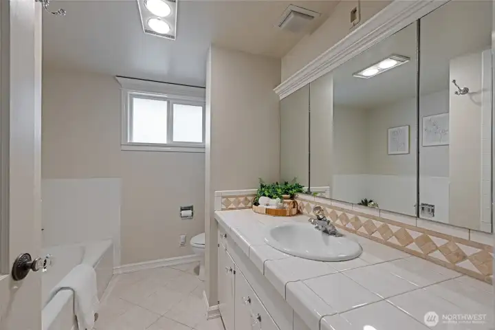 Main floor full bath.