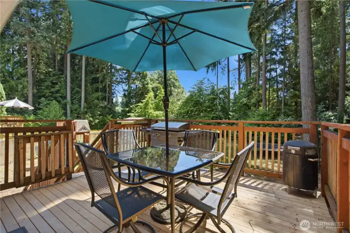 Stairs for easy access to the large forest like backyard! Stairs for easy access to the large forest like backyard!
