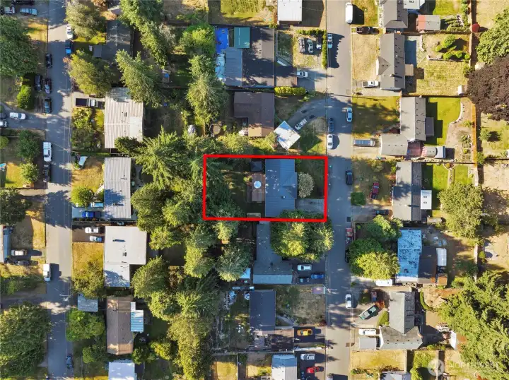 Lot lines are estimated