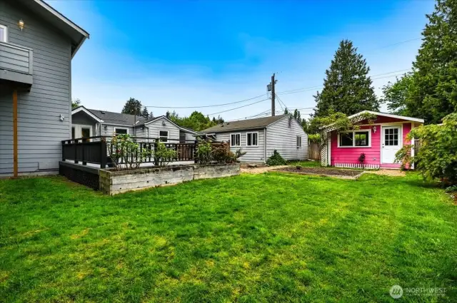 Flat, fenced back yard