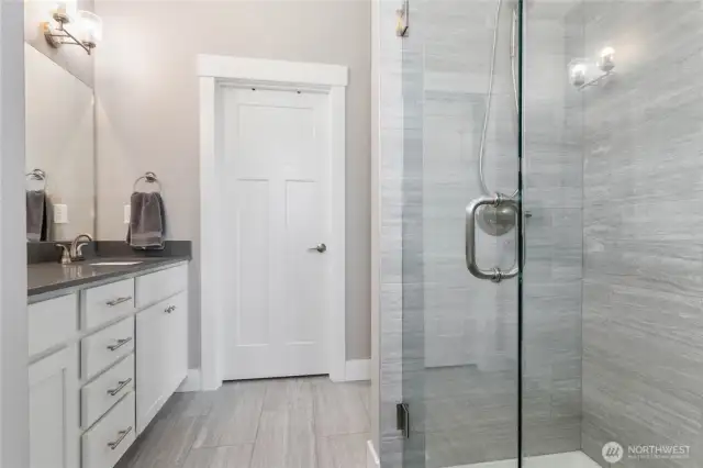 Large shower in the primary ensuite bathroom.