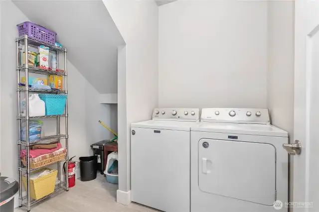 Spacious laundry room.