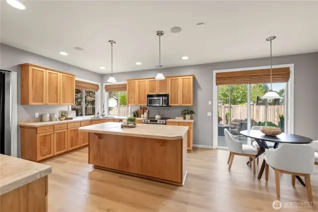 Kitchen and breakfast nook