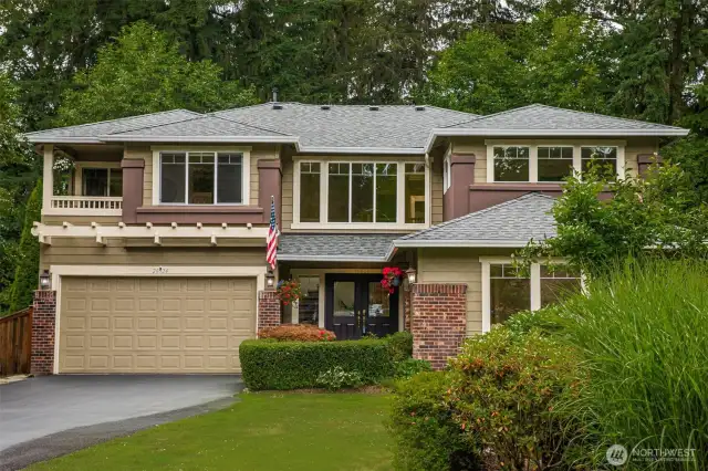 Cars? No problem! 3 car garage (2 car tandem) plus enough space to park city busses along your driveway!