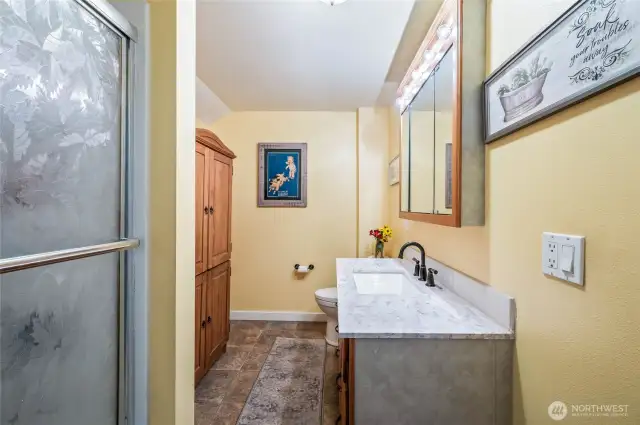 main house guest bath