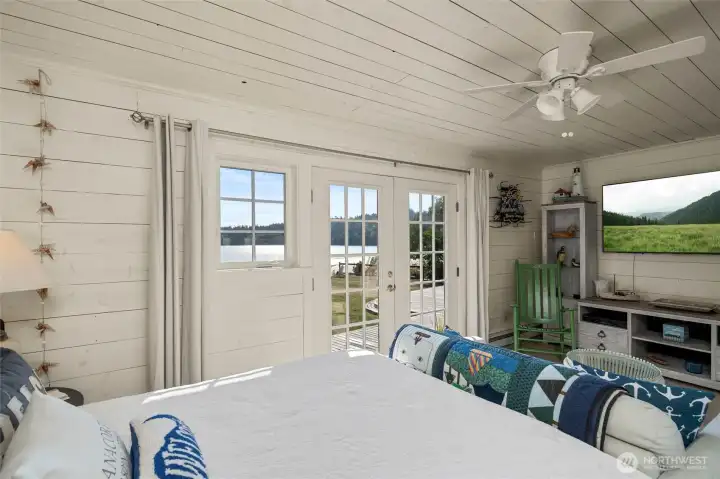 Detached guest studio