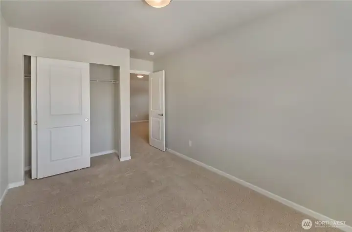 Photos are from a previously built Cayuse floor and demonstrate the quality craftmanship that Rush builds to. They may display an upgrade or feature not currently available.