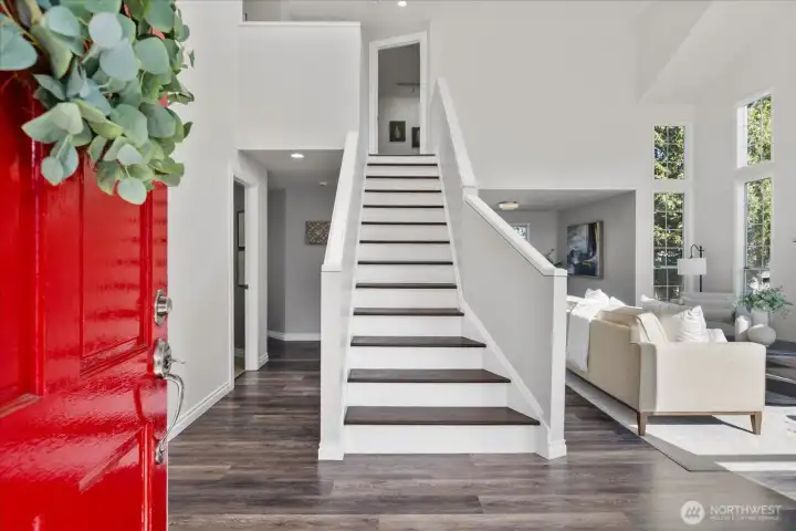 Gracious entry that is filled with natural light