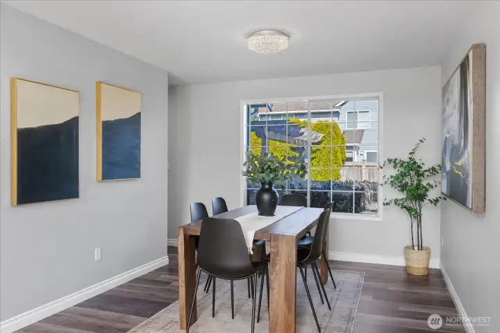 Elegant and spacious dining room