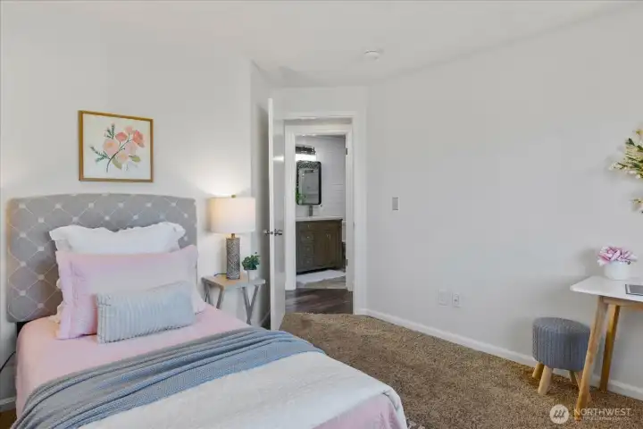 Different angle of 3rd bed