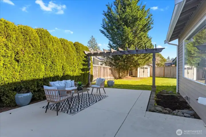 Entertainment sized patio off of the kitchen