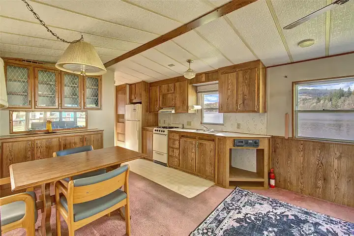 Park Model Dining Area