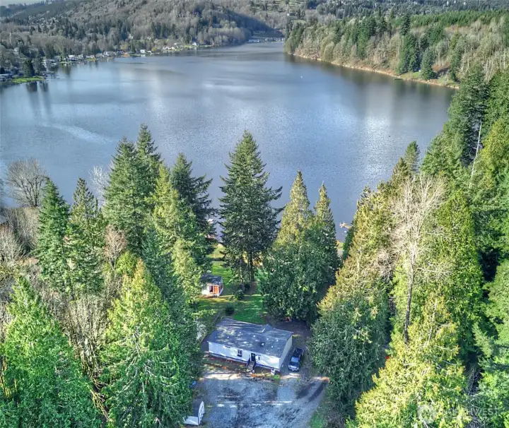 Arial View of Property Towards the Lake