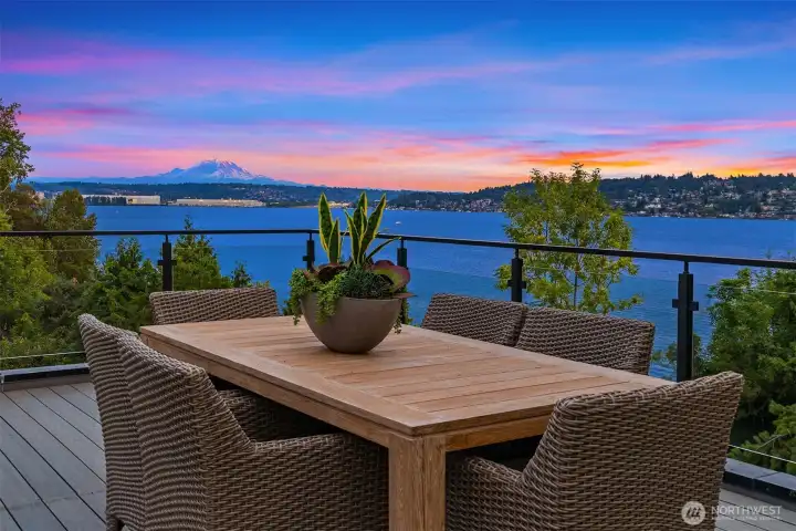Rooftop dining with unobstructed views of Lake Washington and Mount Rainier - an unforgettable setting for every meal