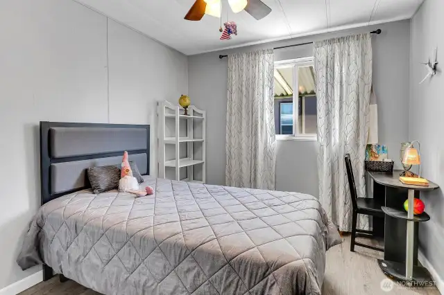 Second bedroom