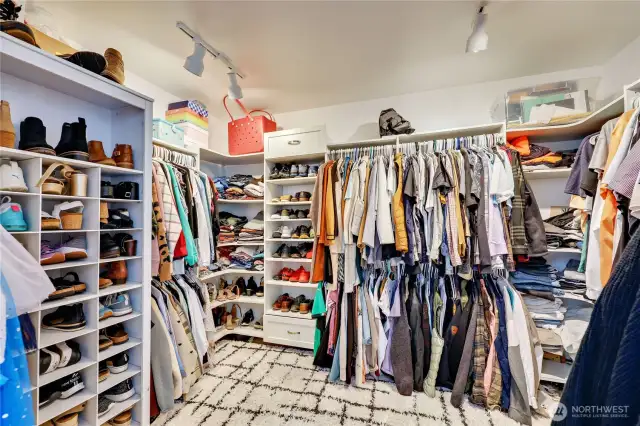 Extra-large walk-in closet in primary suite