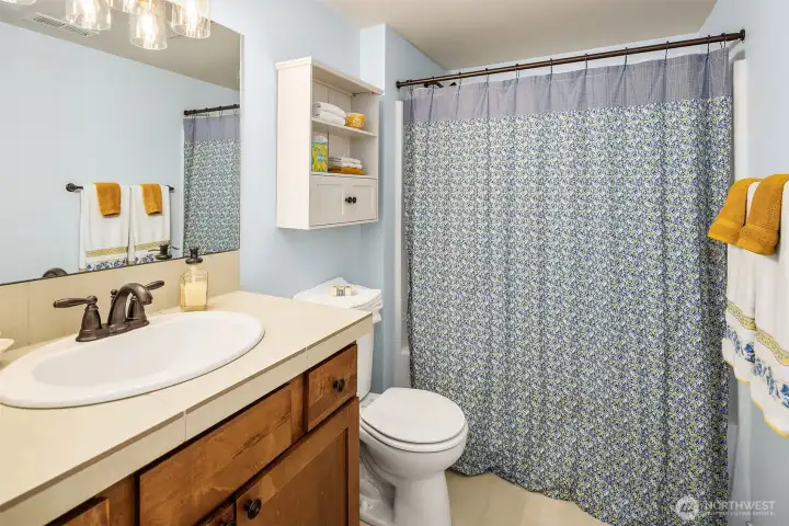 Basement full bathroom