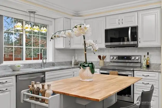 Plenty of light pouring in