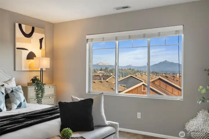 Imagine unwinding here at day's end, mountain views washing away your worries.