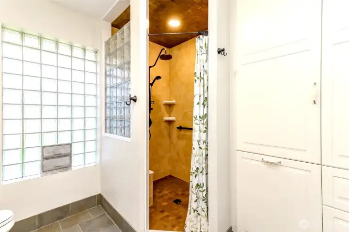 Walk-in Shower