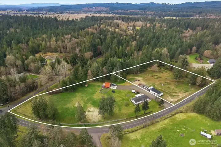 2X 2.75 LOTS - 5.5 ACRES!