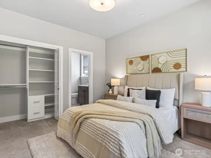 A spacious junior suite includes its own private en-suite bath.