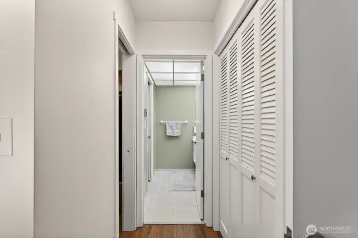 Primary Suite w/walk-in closet Plus Extra large closet.