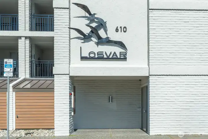 Very well maintained complex with Secure entry.