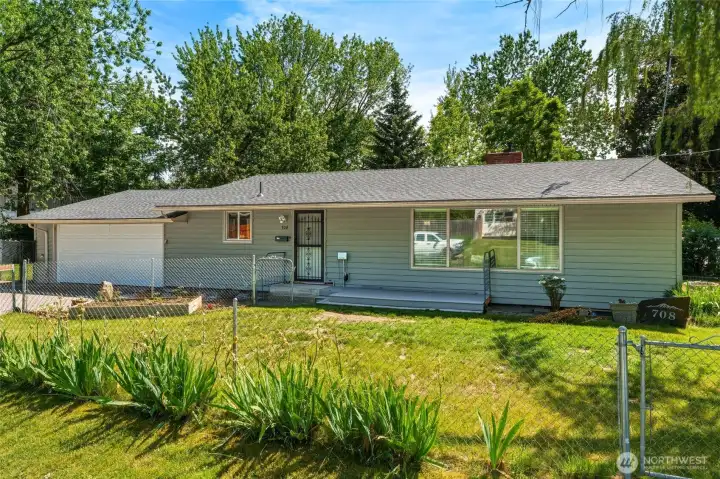 Welcome to 708 Alvarado Terrace!
