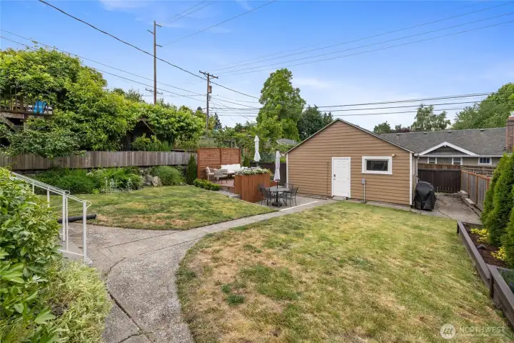 A wonderful outdoor space awaits you. With amazing neighbors, there is always fruit to share!