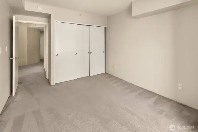Guest bedroom looking towards the closet.