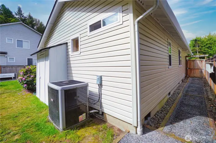 Heat pump and tool storage