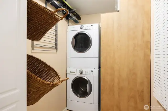 In unit Washer/Dryer