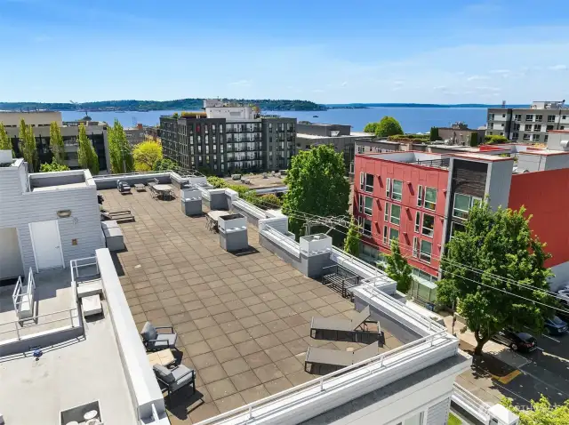 Community Roof Deck