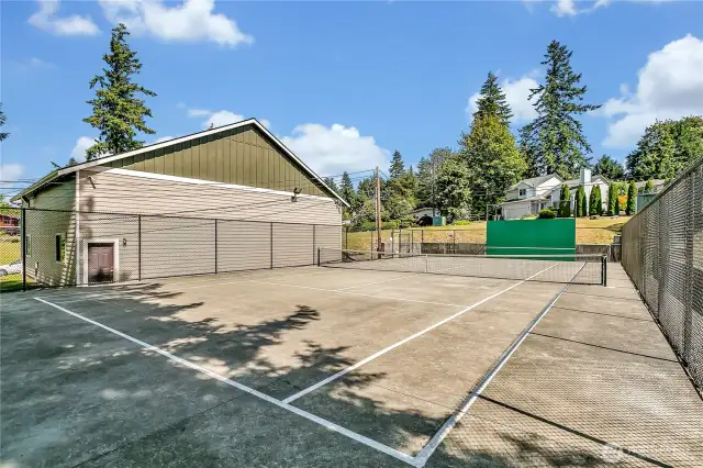 There is also a private tennis court.