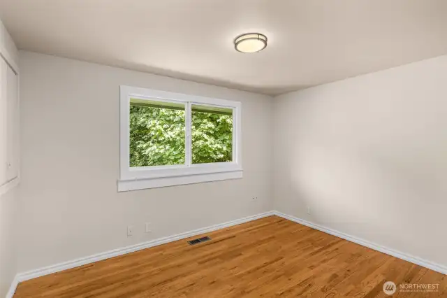 Second guest bedroom on the mail level