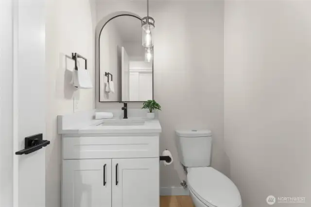 First floor 1/2 bath