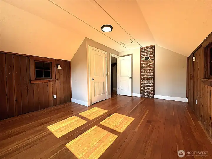 up stairs bedroom 2