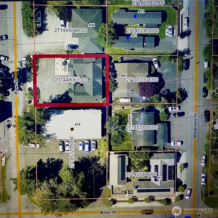 Located in the heart of Eastsound Village, between Pine Street, Rose Street and Madrona Street. Within walking distance to Public Library, Schools, Churches, Shopping, Medical, Fire Hall and Public Waterfont Park.