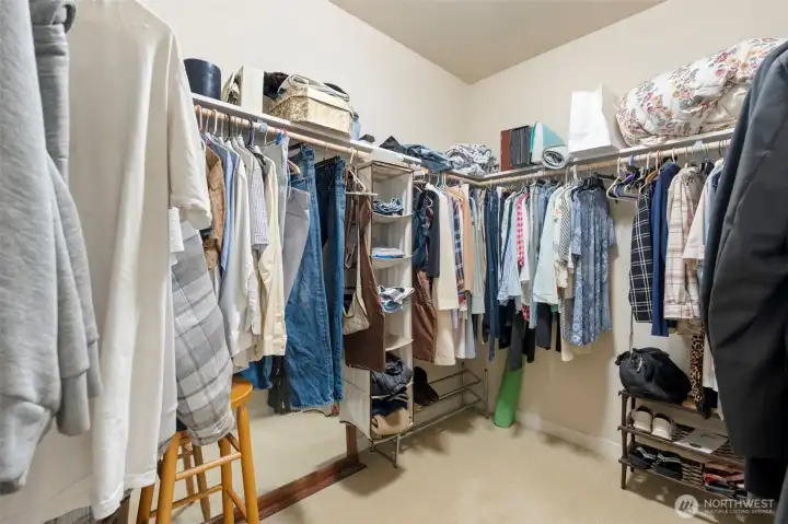 Walk in closet