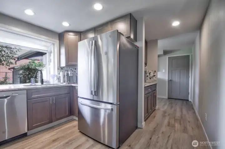 Another view of the kitchen