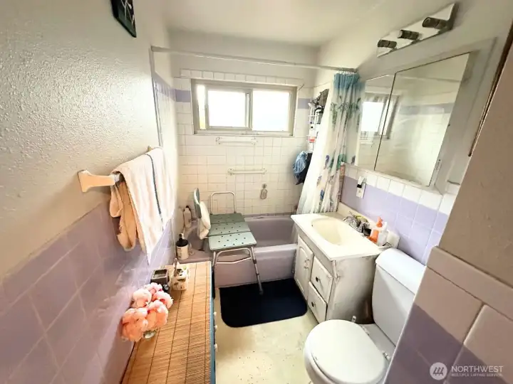 Upstairs Bathroom