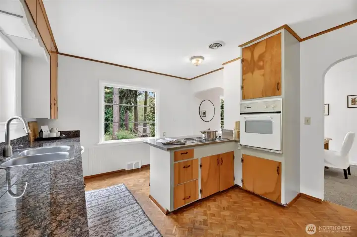 Kitchen, dining room just off to the right.