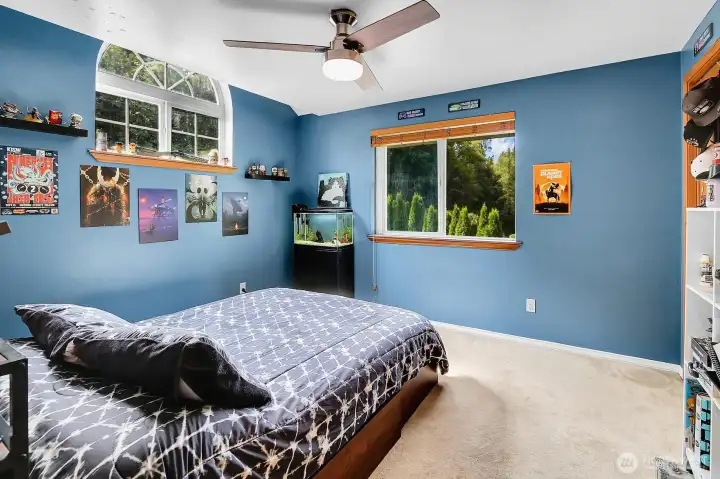Upstairs Guest Bedroom (1)