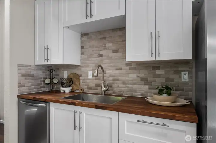 Full tile backsplash