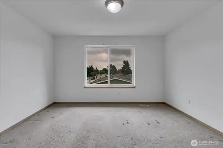 Primary bedroom, has attached WIC & full bathroom ~
