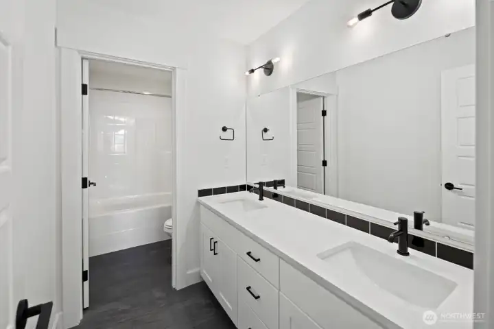 An additional full bathroom upstairs supports the home’s functional layout, helping larger households and guests move through busy mornings with ease. An additional full bathroom upstairs supports the home’s functional layout, helping larger households and guests move through busy mornings with ease.
