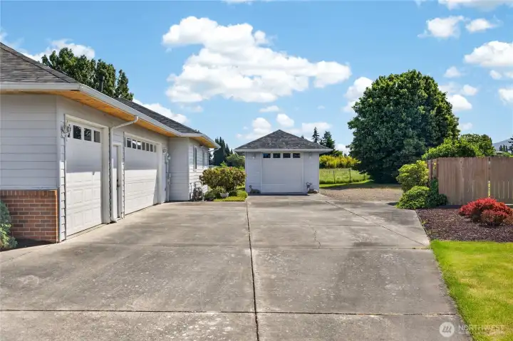 3rd Garage
