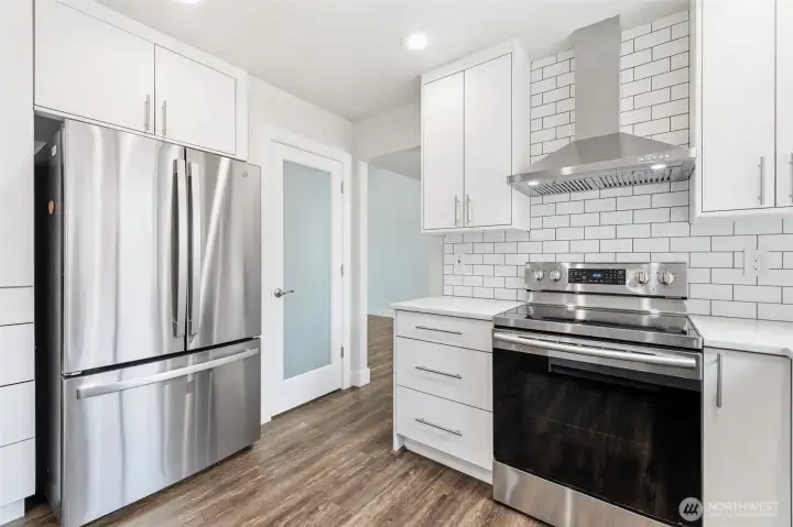 Updated kitchen with pantry.