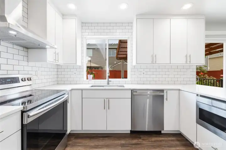 Beautifully remodeled kitchen.